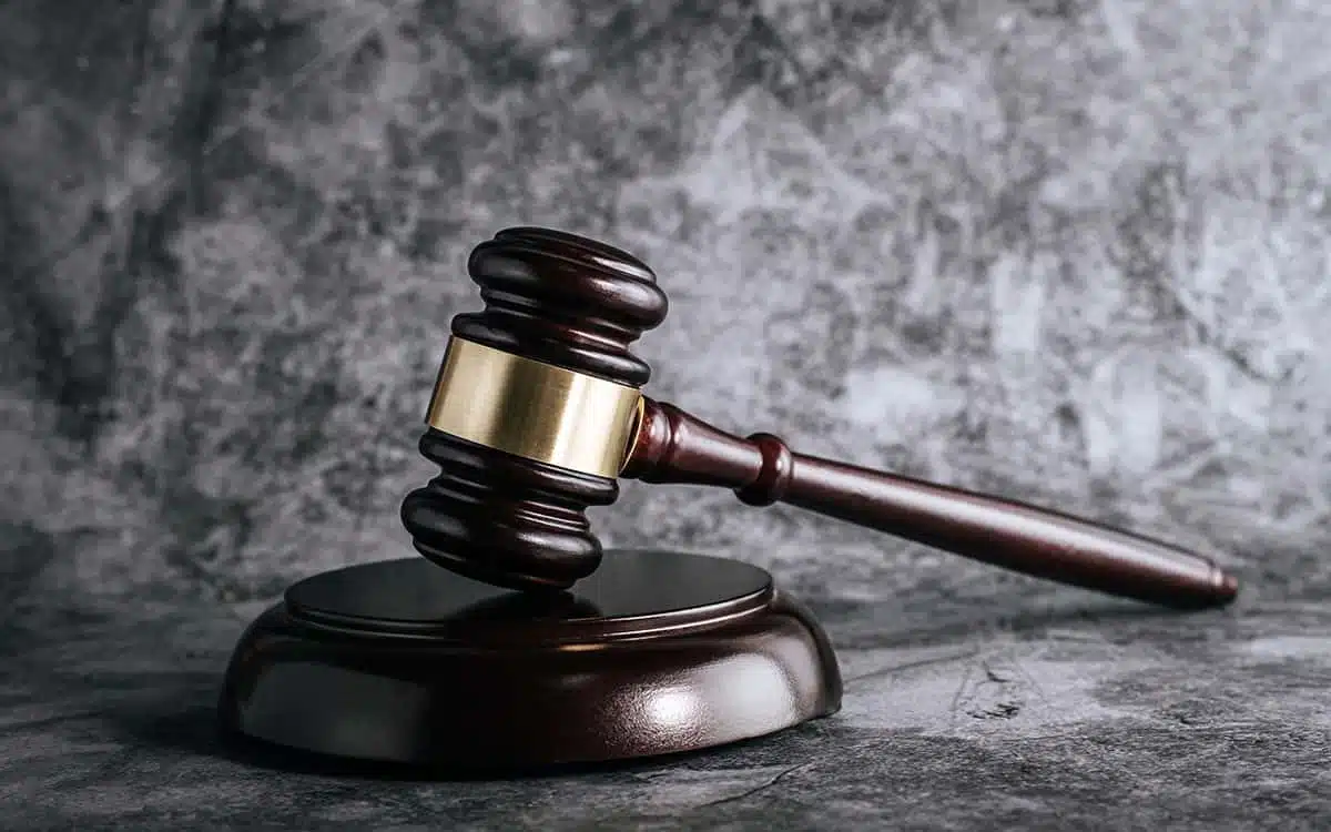 Litígios trabalhistas sem fundamento? Saiba como proteger sua empresa