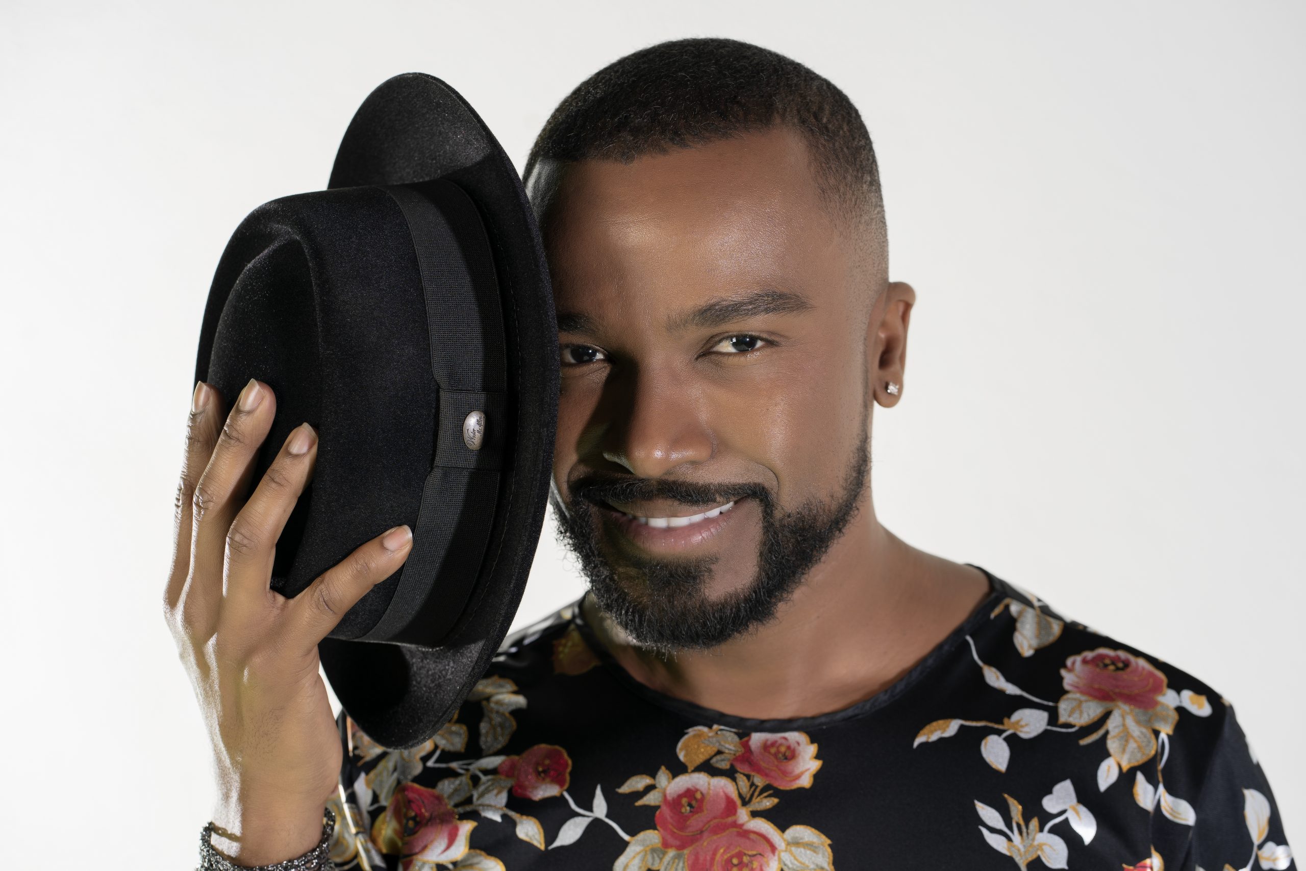 Ex-funcionária de Alexandre Pires é condenada a 16 anos por desviar R$ 1,5 milhão