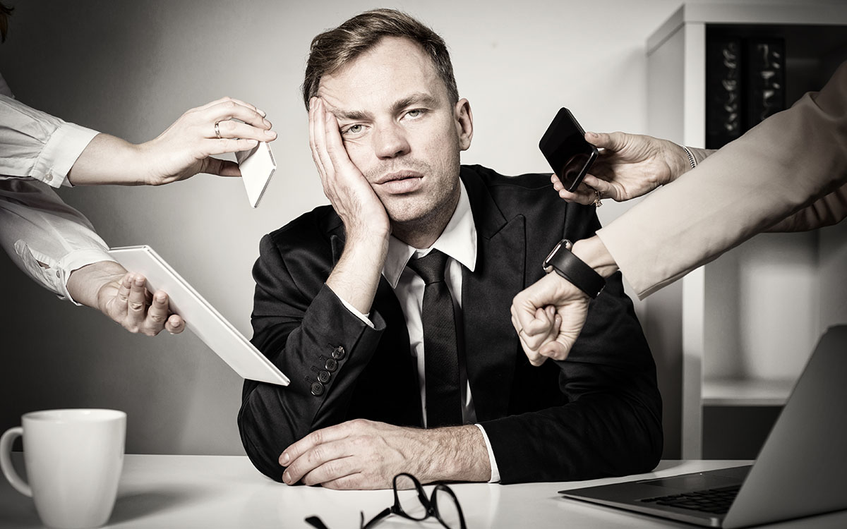 Quais são os fatores que levam profissionais de contabilidade a se aposentarem mais cedo?