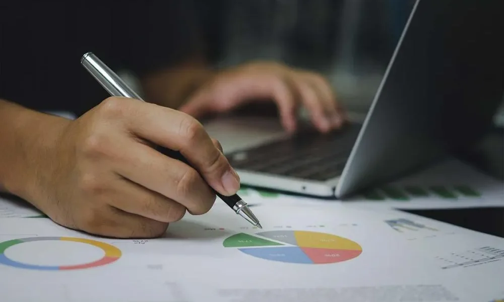 Uma Análise Técnica do Cruzamento de Dados entre DIRPF e e-Financeira pela Receita Federal