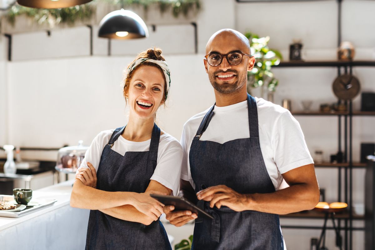 Rumo ao Crescimento: 6 em Cada 10 MEIs Apostam em Investimentos em 2025