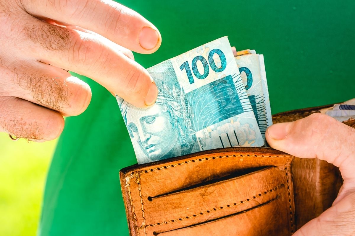 Abono Salarial: Caixa e BB Iniciam Pagamentos do PIS/Pasep para Aniversariantes de Maio/Junho