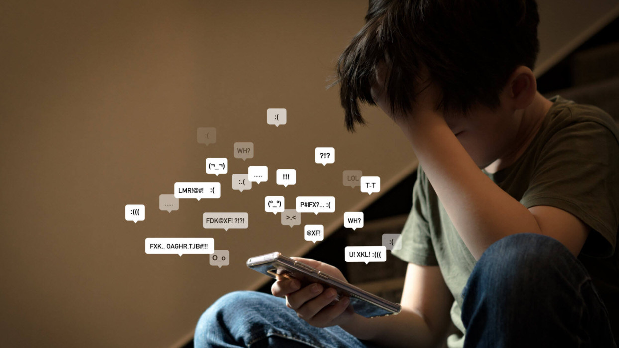 Atenção Pais: Decifrando os Sinais do Cyberbullying no Mundo Digital dos Seus Filhos