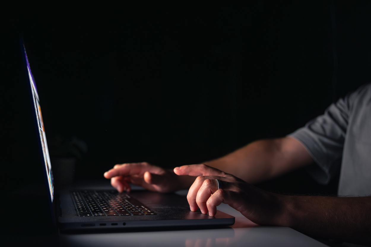 Golpes que imitam ferramentas de AI crescem 115% e miram PMEs / Imagem: Freepik