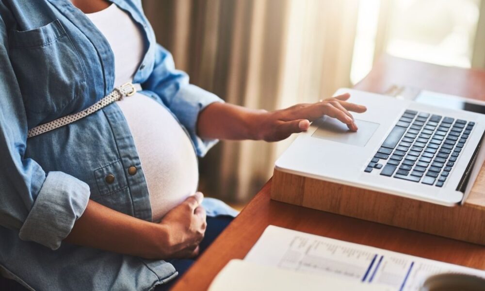 Nova regra do INSS simplifica regra do salário-maternidade