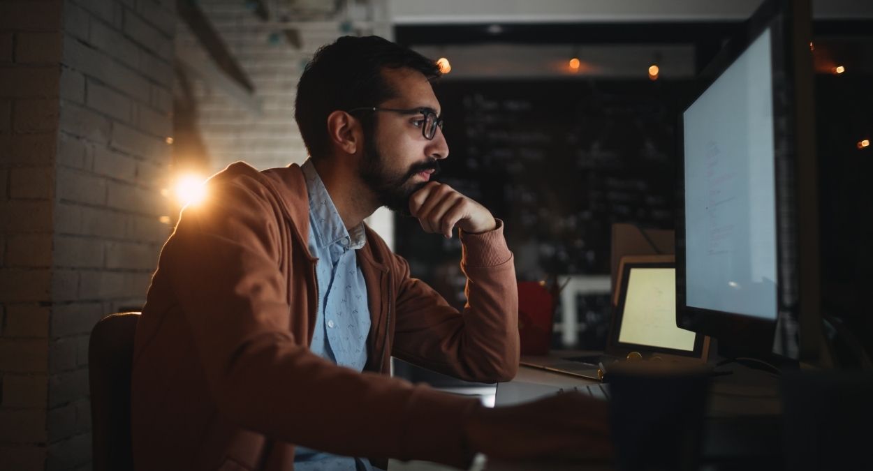 Quando é preciso pagar a hora extra e o adicional noturno
