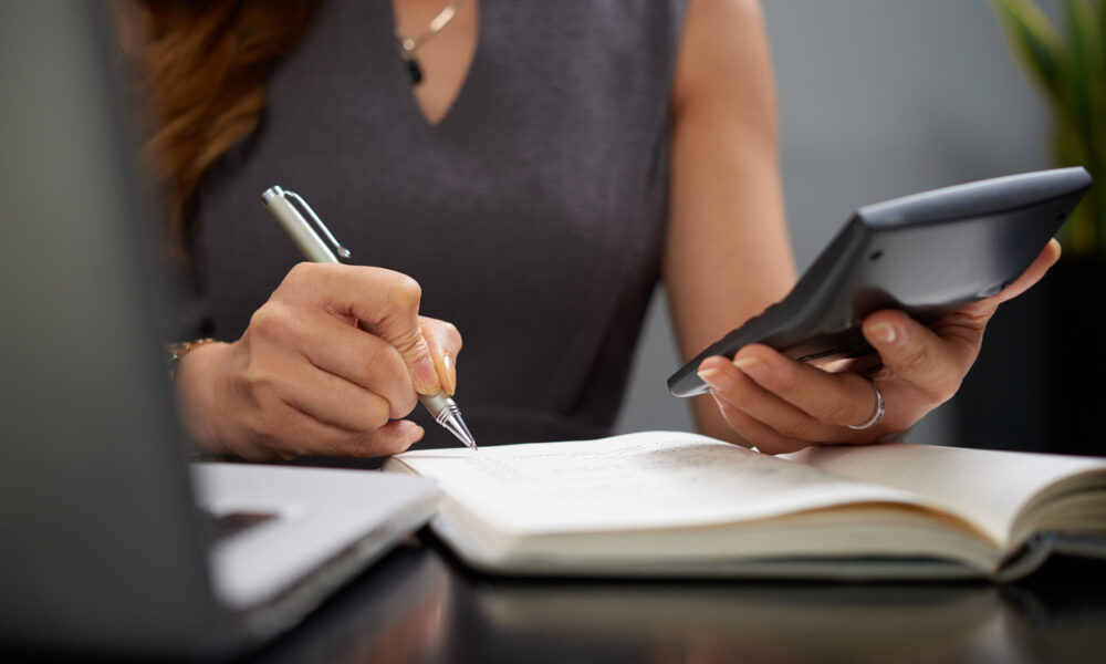 Emissão de Notas Fiscais / Imagem: Freepik