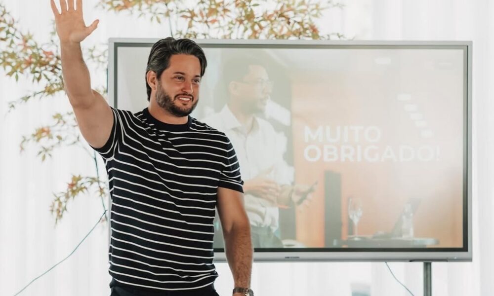 prospecção de clientes digital / Vinicius de Sá