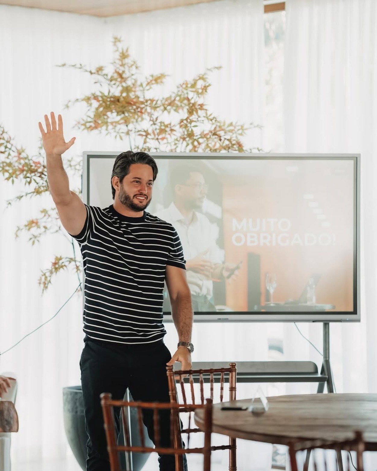 prospecção de clientes digital / Vinicius de Sá