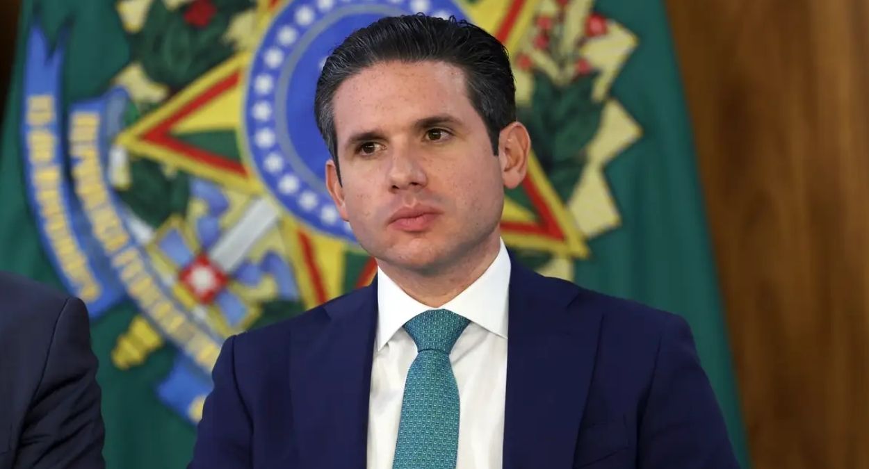 Hugo Motta prioriza isenção de IR e discute outras pautas econômicas