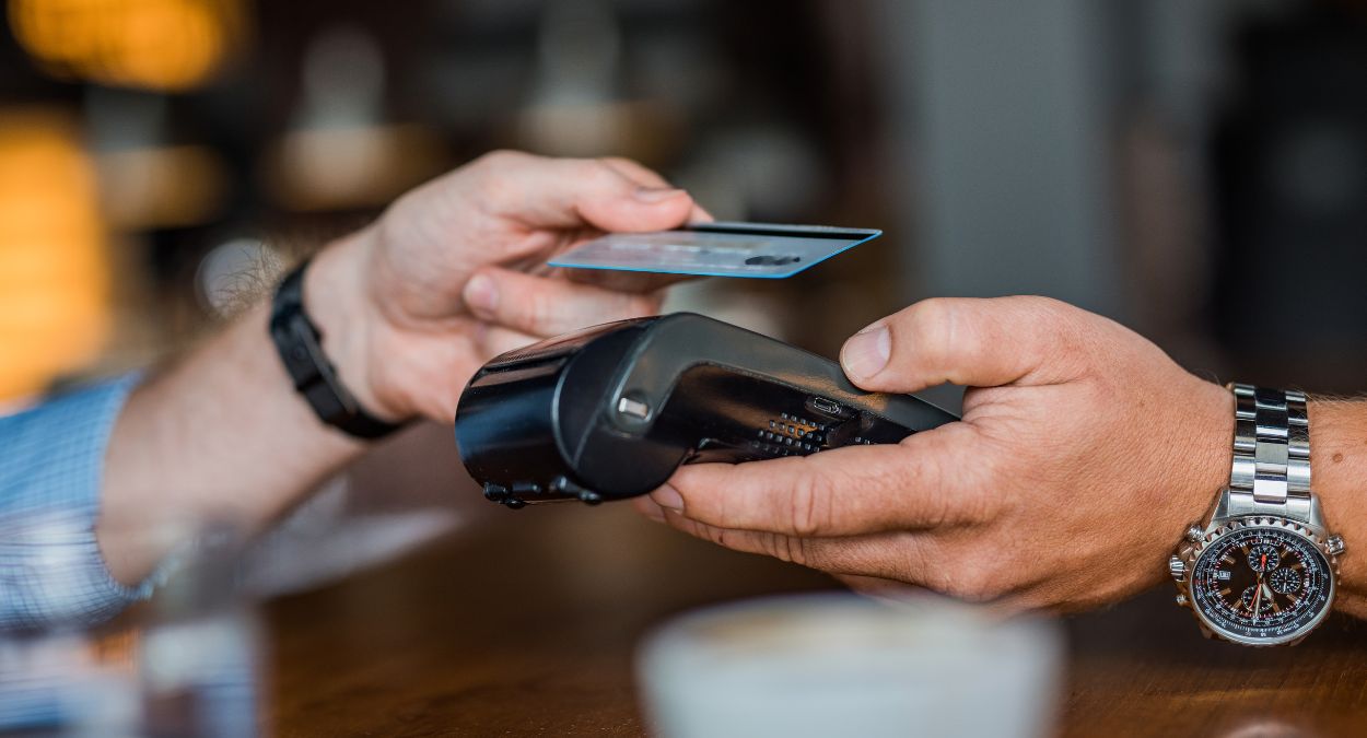 Mudanças no vale-alimentação devem ser anunciadas em outubro