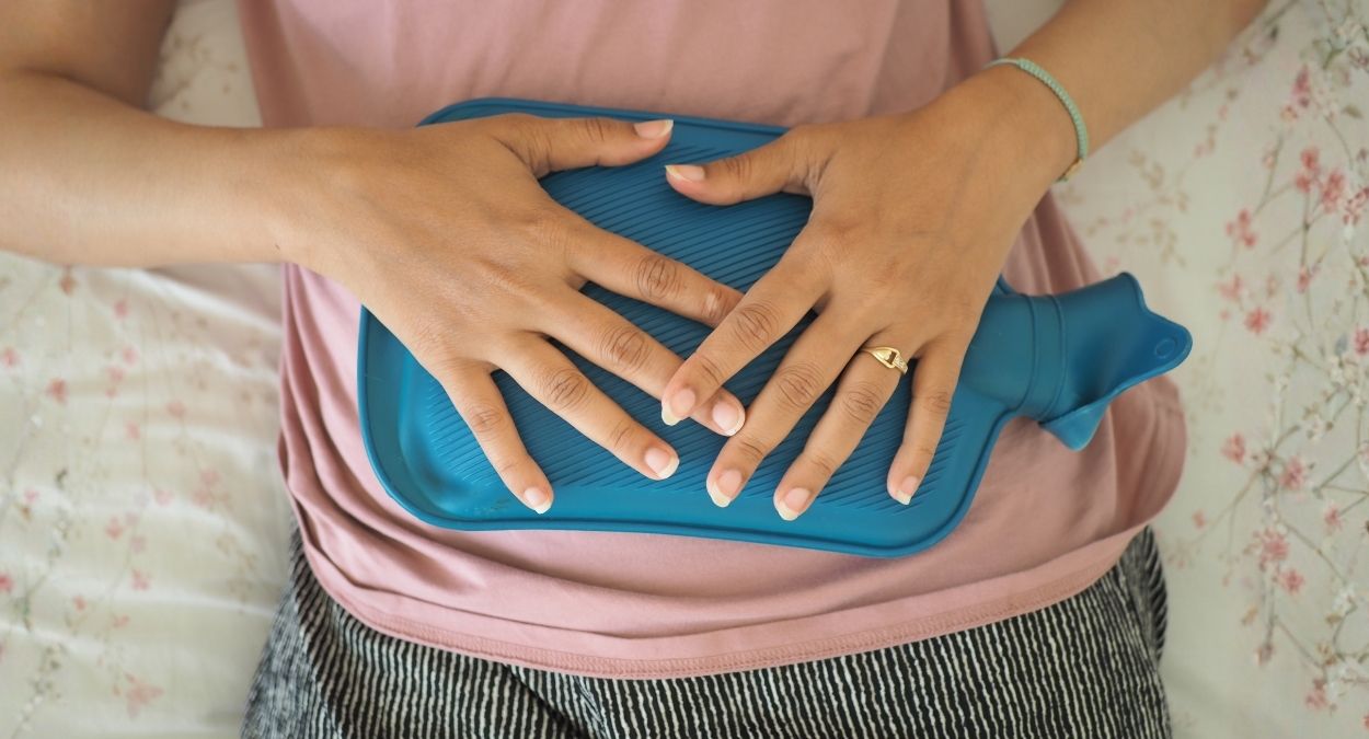 Licença-menstrual Câmara aprova projeto que garante até 2 dias de afastamento