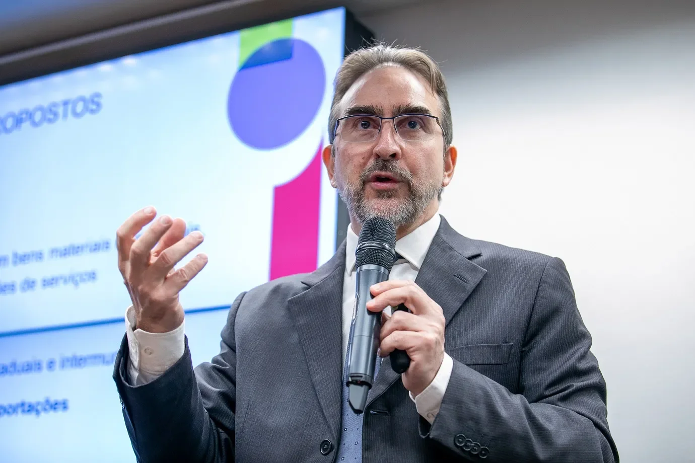 Reforma Tributária: Sert encerra atividades e economista Bernardo Appy deixa governo Lula