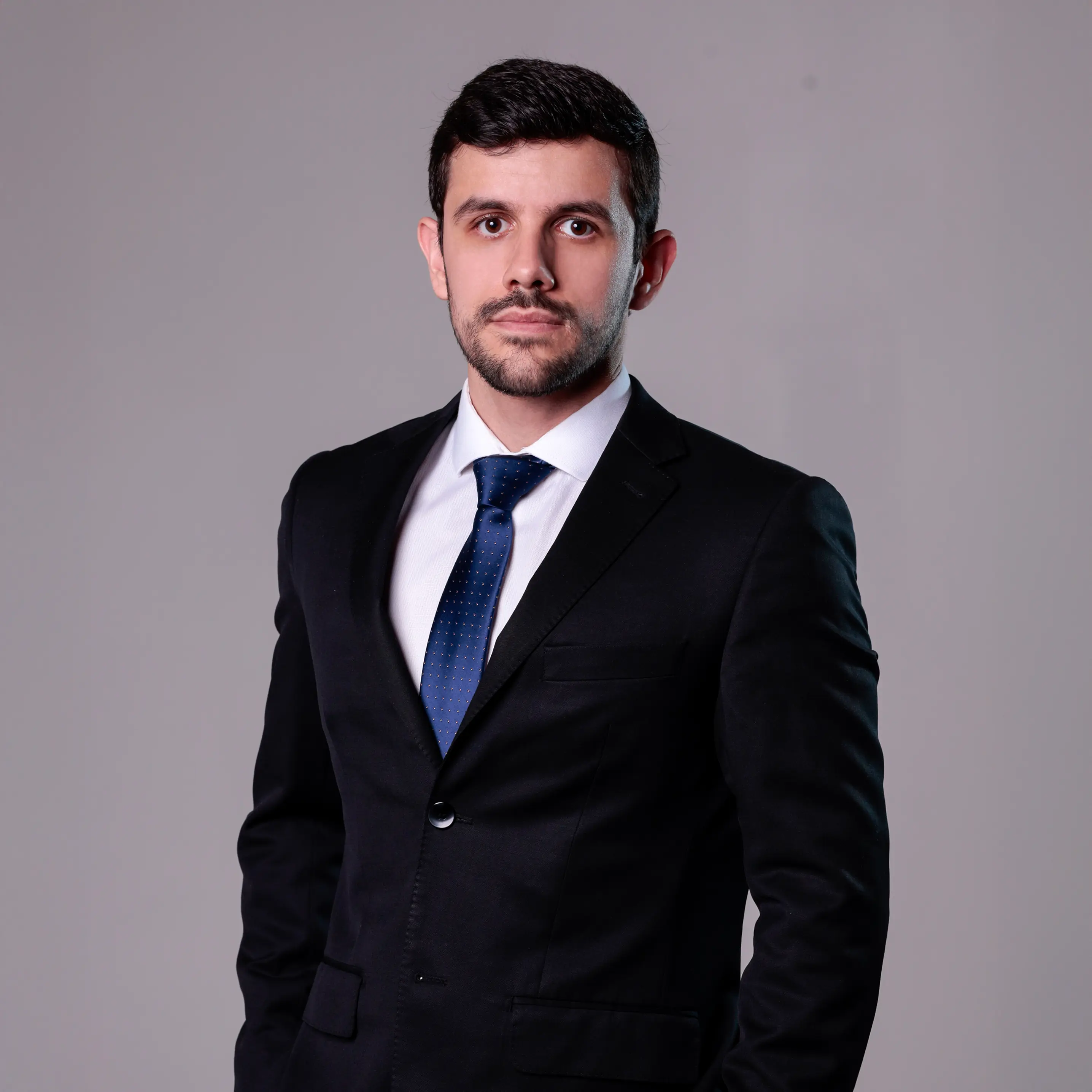 Bruno Finotti, especialista em Direito Contratual e Imobiliário